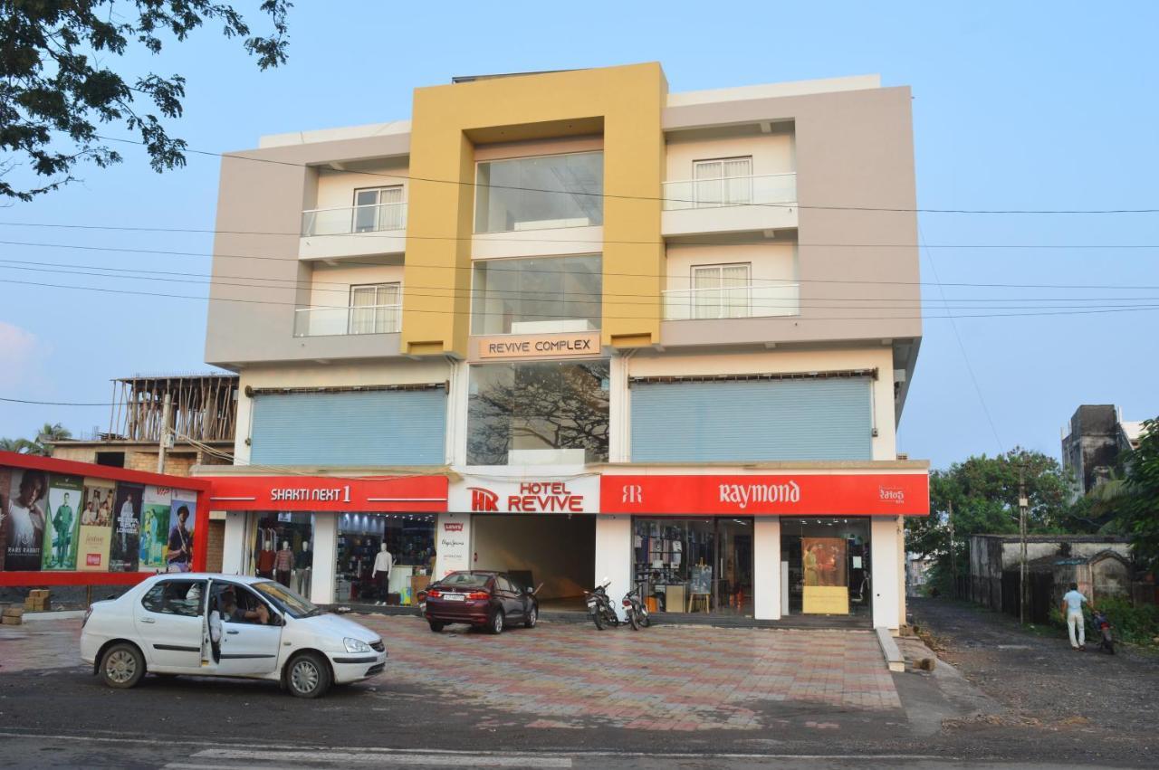 Hotel Revive Veraval Exterior foto